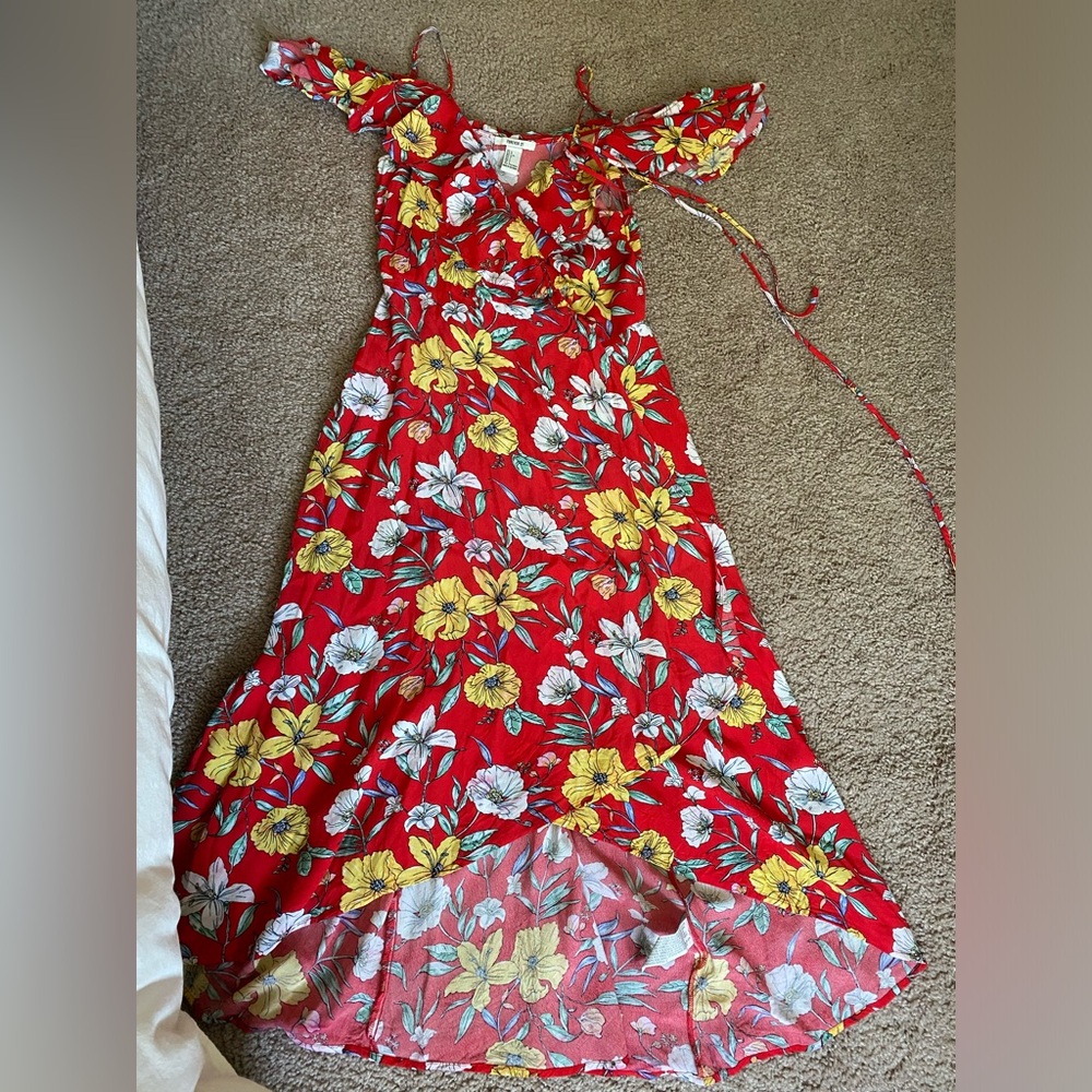 Cold shoulder floral wrap dress